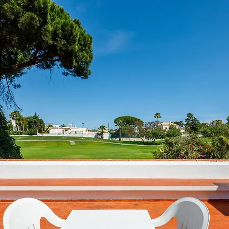 Quadradinhos 38q 4 Bedrooms Private Pool Short Walk To The And Praca Villa