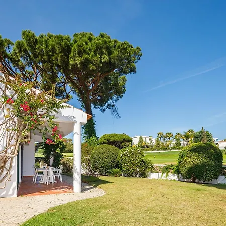 Quadradinhos 38q 4 Bedrooms Private Pool Short Walk To The And Praca * Vale do Lobo