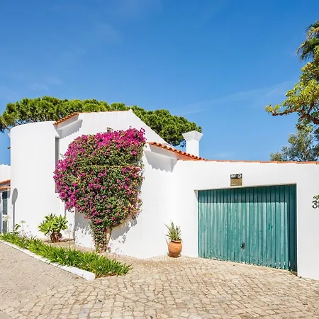 Quadradinhos 38q 4 Bedrooms Private Pool Short Walk To The And Praca *