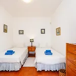 Βίλα Quadradinhos 38q 4 Bedrooms Private Pool Short Walk To The *